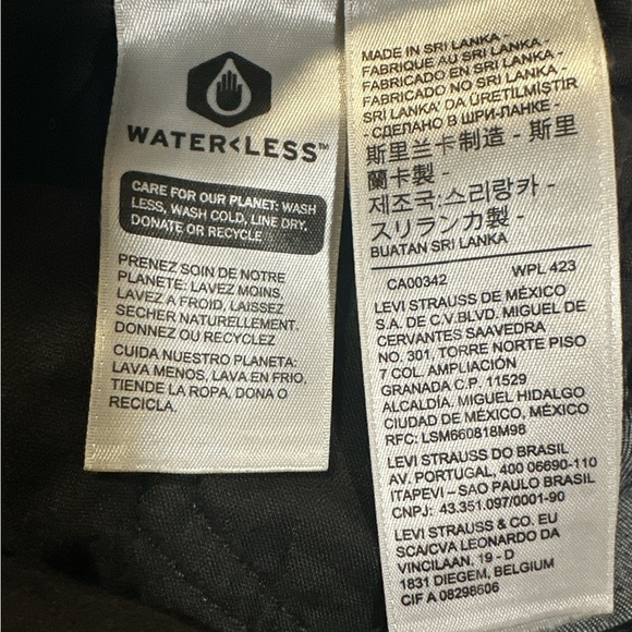 Levi's 501 Original Fit High-Waisted Black Jean Shorts Distressed - Picture 11 of 12